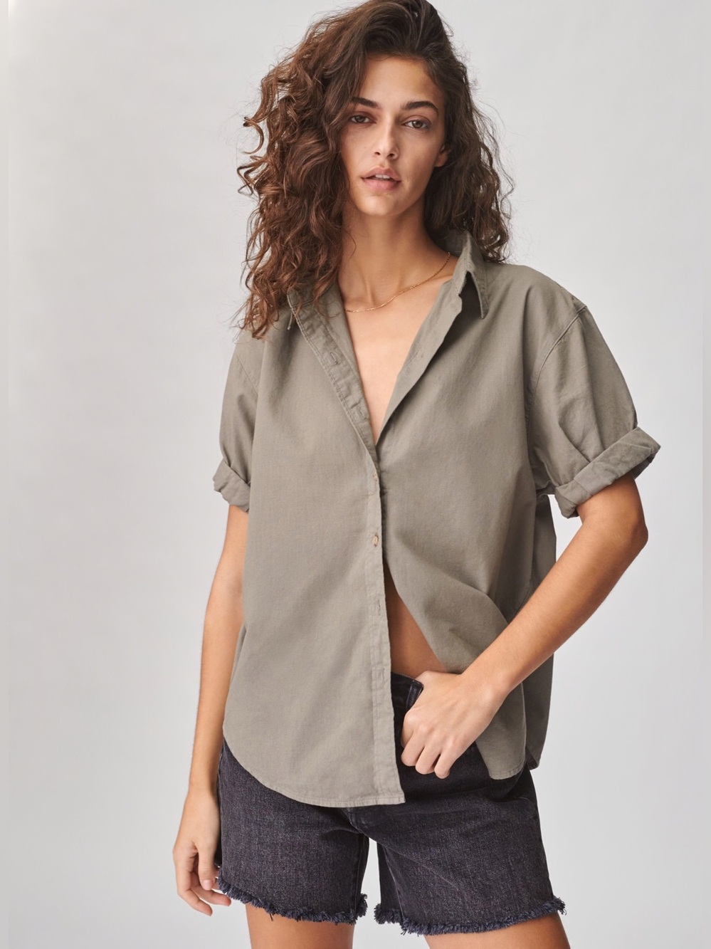 Aritzia Denim Forum The Jane Shirt Olive Green Green Size 8 Effortless Button Up